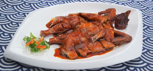 味添年味广东年夜饭鲜美升级pg电子试玩网站免费厨邦调(图3)
