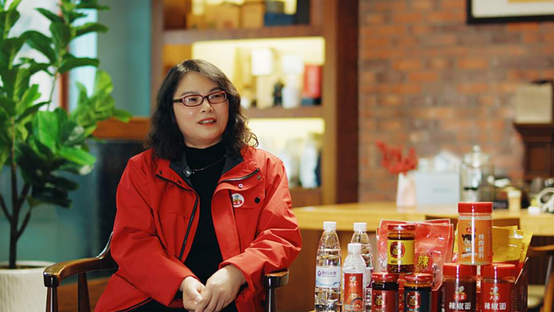过8亿袋一包辣椒面如何成为万能蘸料pg模拟器电脑版六婆：一年销量超(图6)